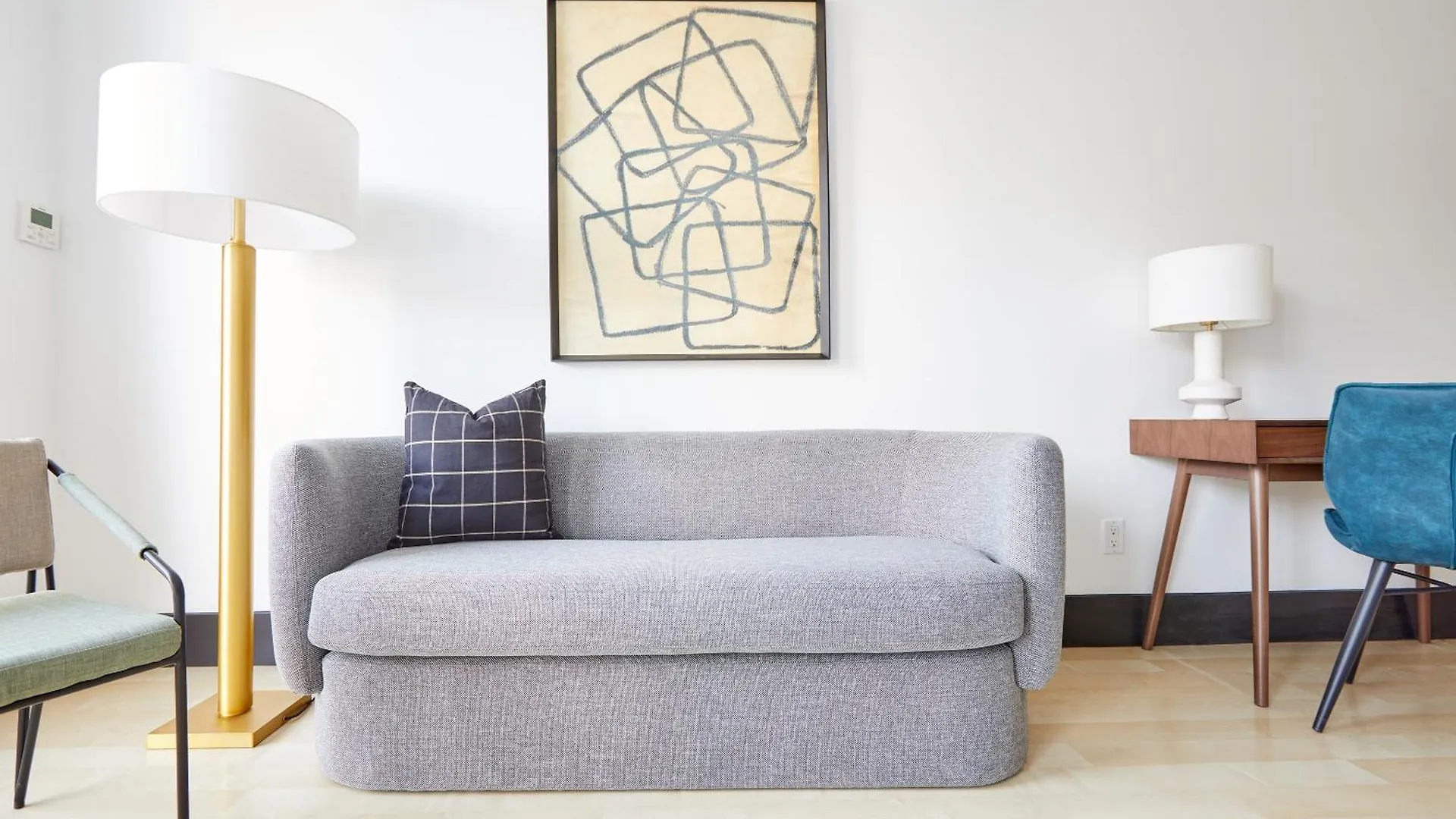 Hotel Sonder The Beverley Toronto